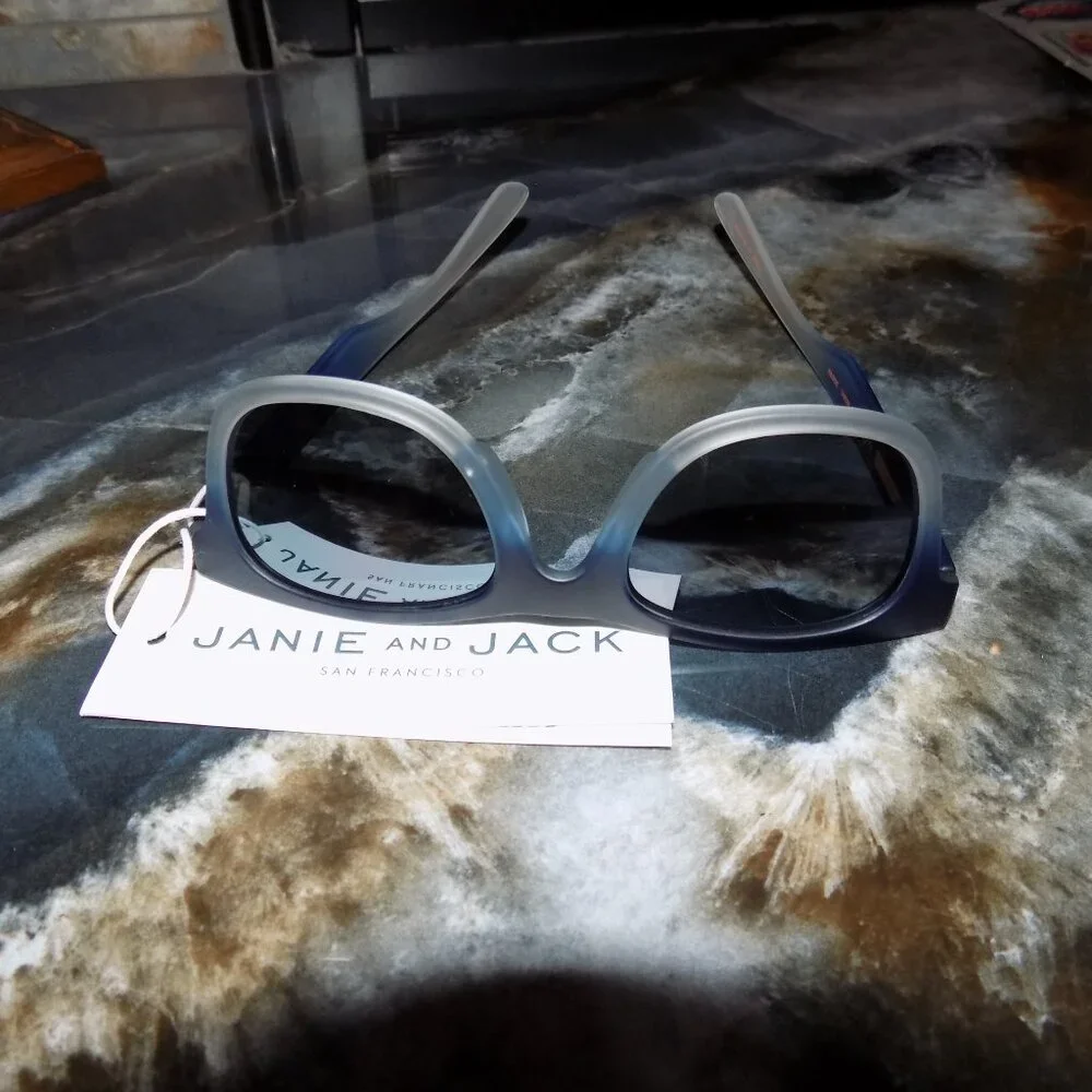 Janie and Jack White/Blue Unisex Toddler Sunglasses Size 2 to 4 Years NEW